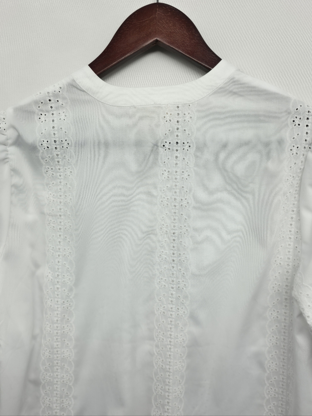 Indigo Rose White Eyelet Lace Blouse NWT Boho Cottagecore Split Neck Long Sleeve - Picture 11 of 16